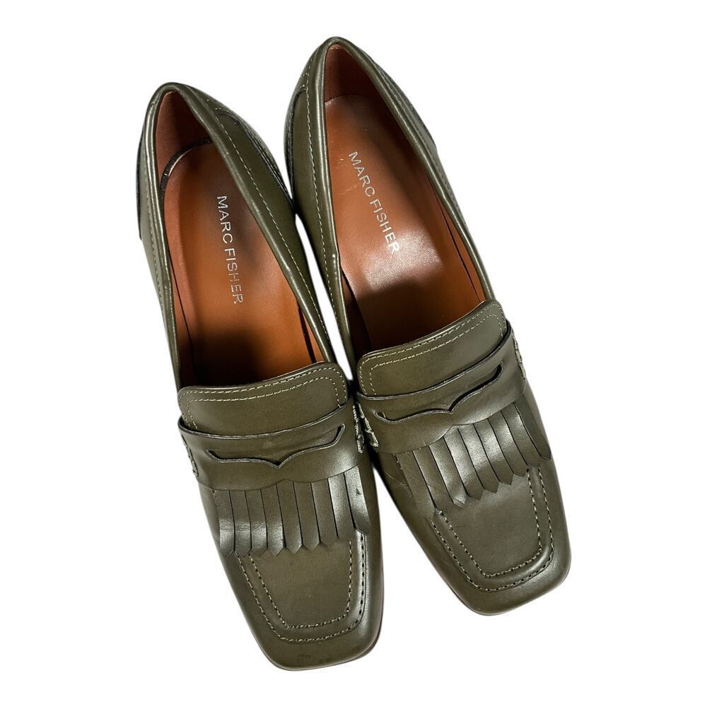 Marc Fisher Olive Green Chunky Heel Loafer Pumps Size 7.5 Fringe Preppy Block - Picture 12 of 12